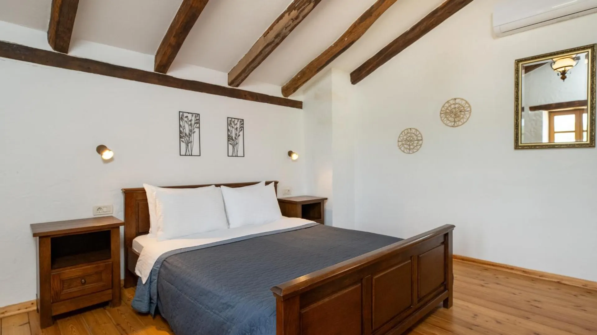 Little Owl Estate - Authentic Istrian Stone Villa Bacva