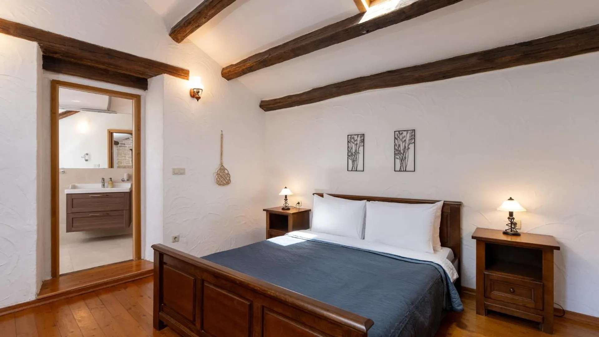 Little Owl Estate - Authentic Istrian Stone Villa Bacva