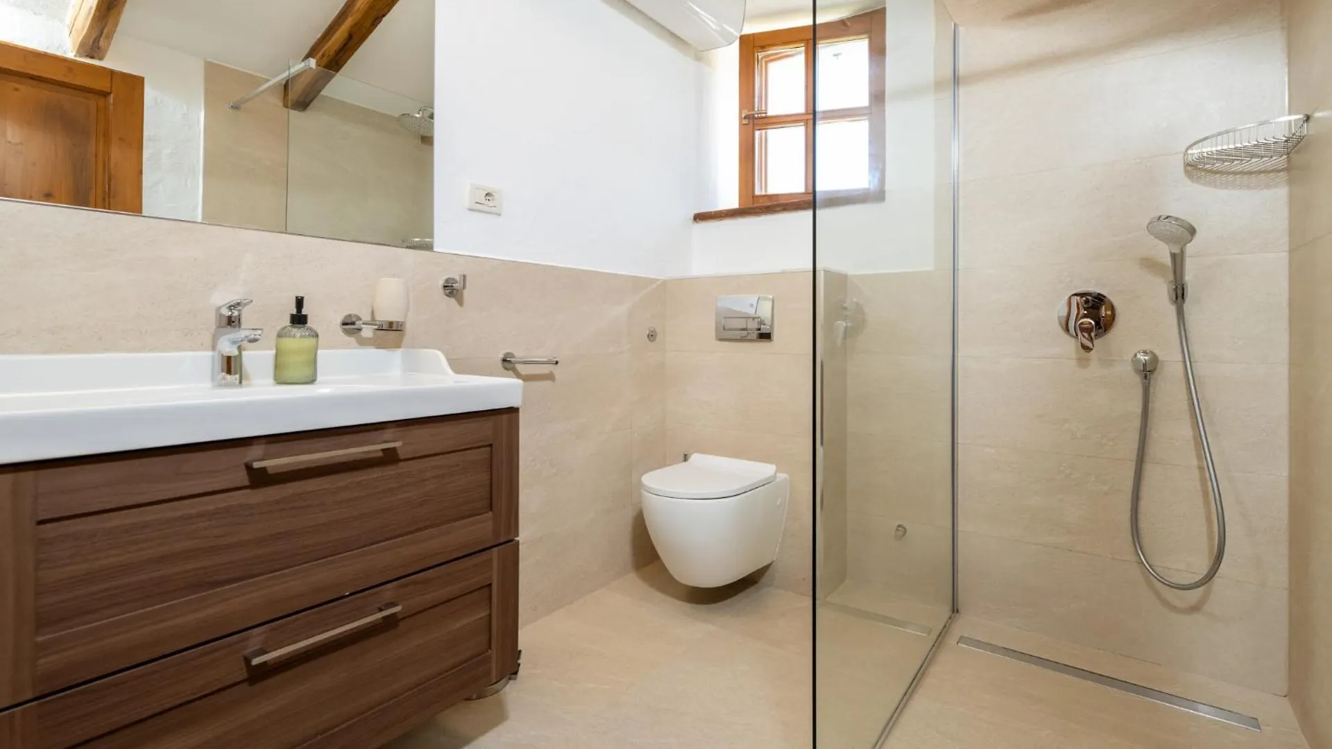 Little Owl Estate - Authentic Istrian Stone Villa Bacva