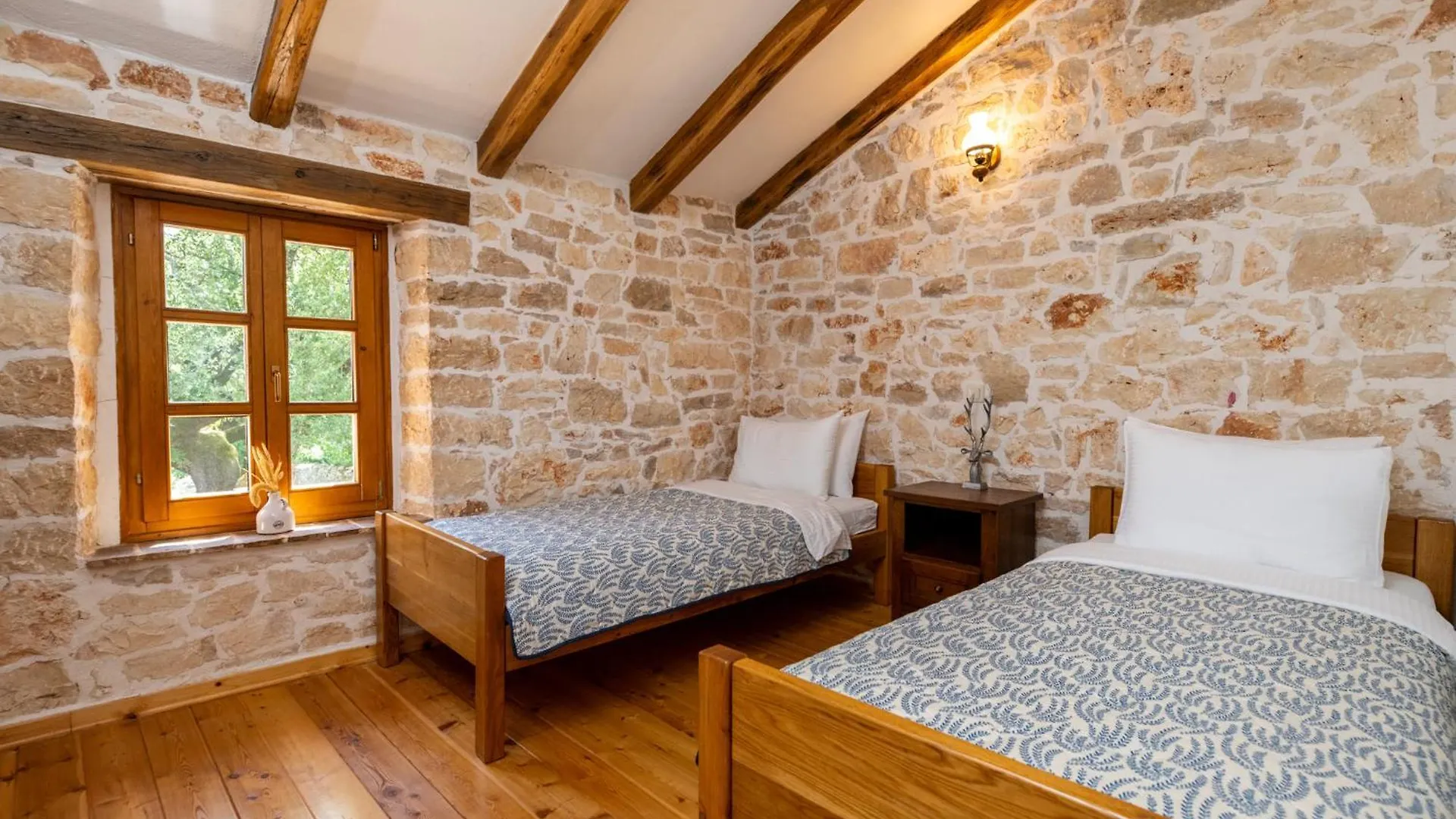 Little Owl Estate - Authentic Istrian Stone Villa Bacva 0*,