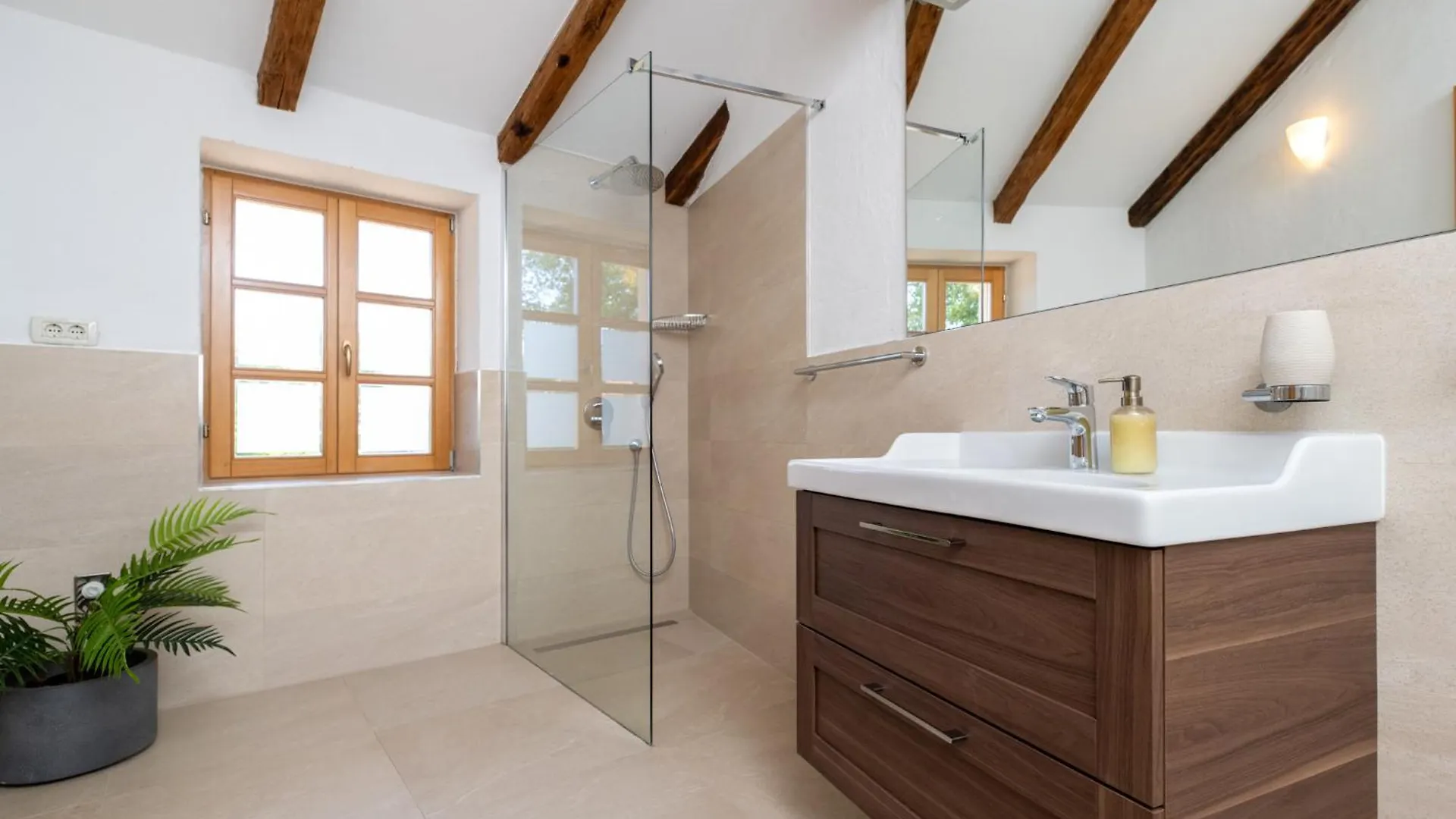 Little Owl Estate - Authentic Istrian Stone Villa Bacva 0*,