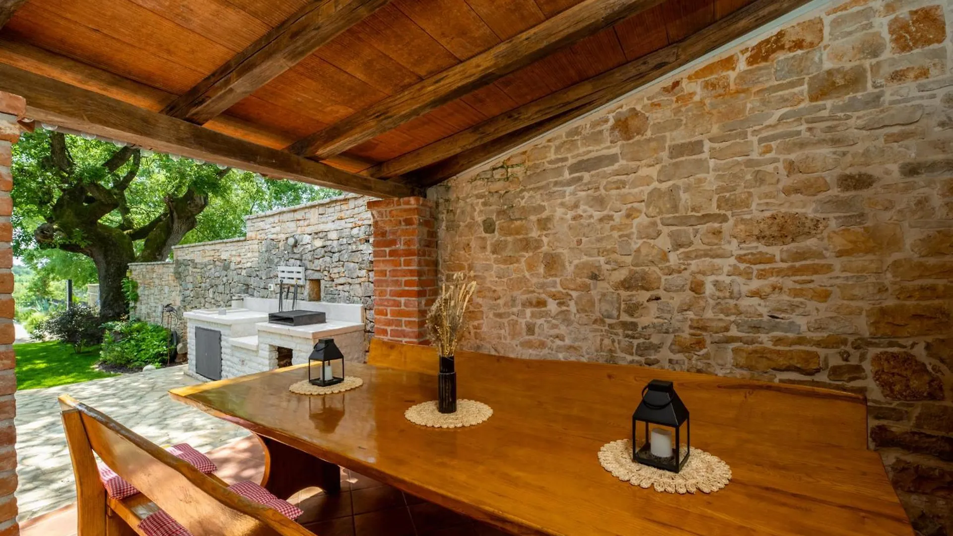 Little Owl Estate - Authentic Istrian Stone Villa Bacva