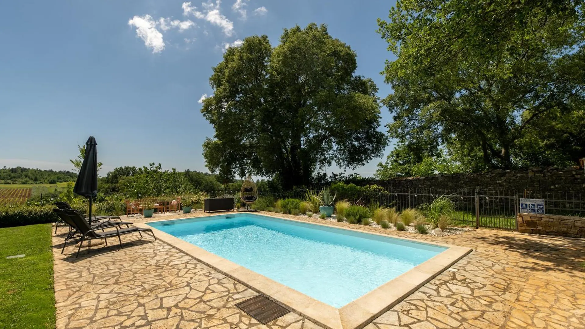 Little Owl Estate - Authentic Istrian Stone Villa Bacva